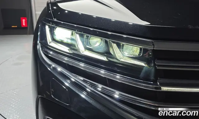 Volkswagen Touareg 2024 3.0 автомат (гидро), миниатюра 8 Volkswagen Touareg 2024 3.0 автомат (гидро), миниатюра 8