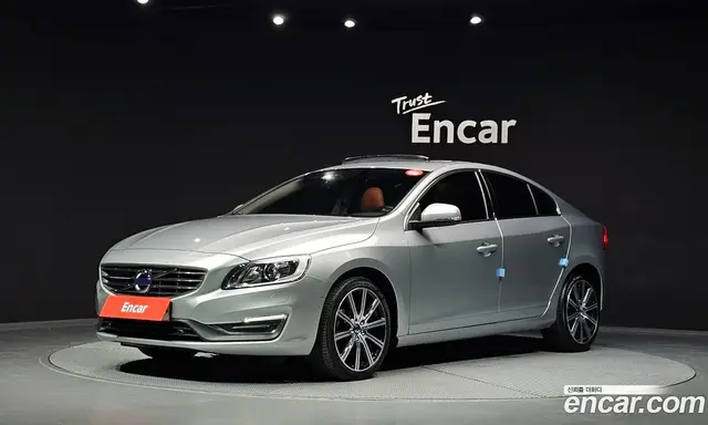 Volvo S60, 2017, 22 863 км Volvo S60, 2017, 22 863 км