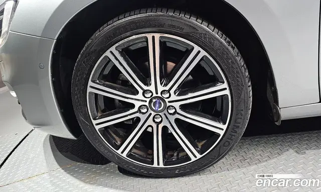 Volvo S60 2017 2.0 автомат (гидро), миниатюра 5