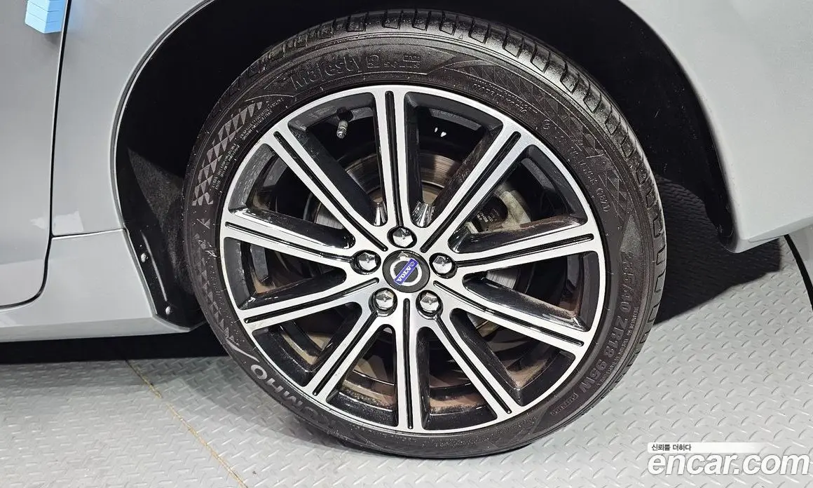 Volvo S60 2017 2.0 автомат (гидро), фото 7