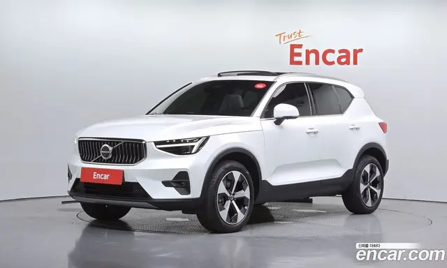 Volvo XC40, 2024, 10 285 км