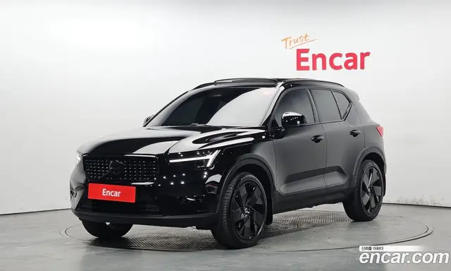 Volvo XC40, 2025, 14 948 км