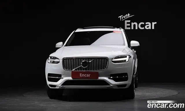 Volvo XC90 2019 2.0 автомат (гидро), миниатюра 2