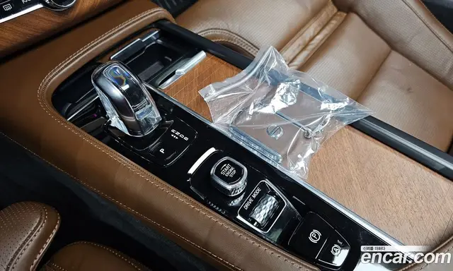 Volvo XC90 2019 2.0 автомат (гидро), миниатюра 11