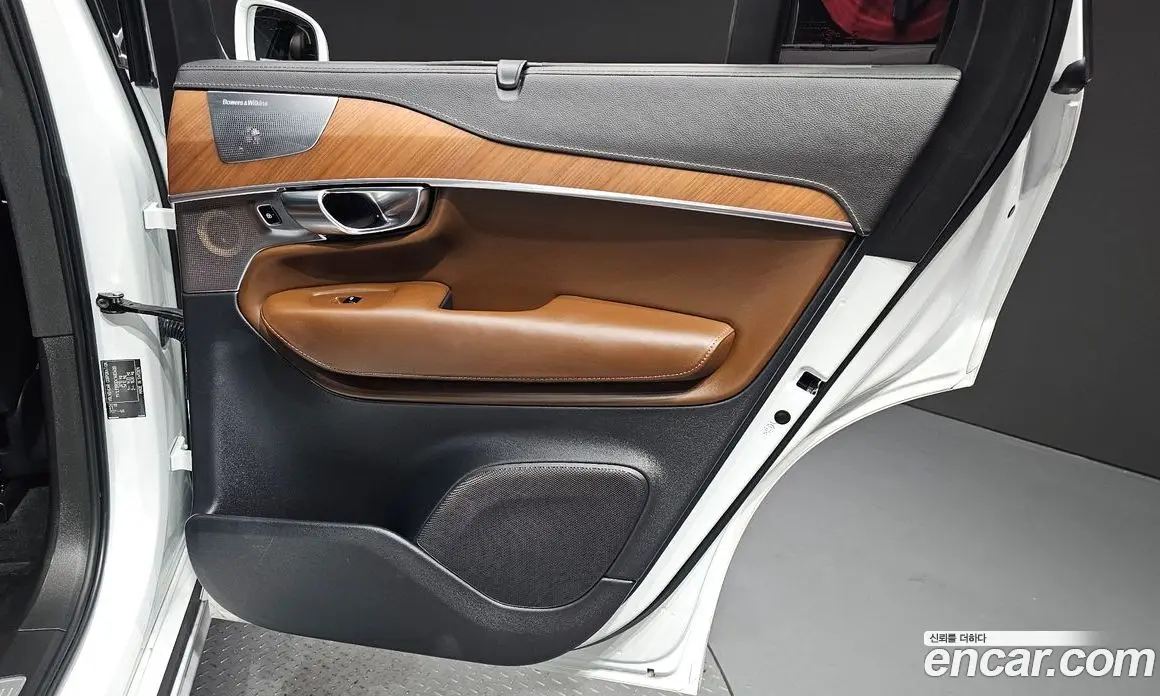 Volvo XC90 2019 2.0 автомат (гидро), фото 14
