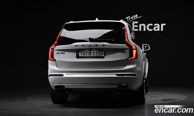 Volvo XC90 2019 2.0 автомат (гидро), миниатюра 3