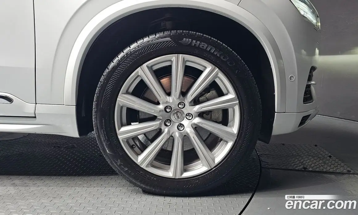 Volvo XC90 2019 2.0 автомат (гидро), фото 6