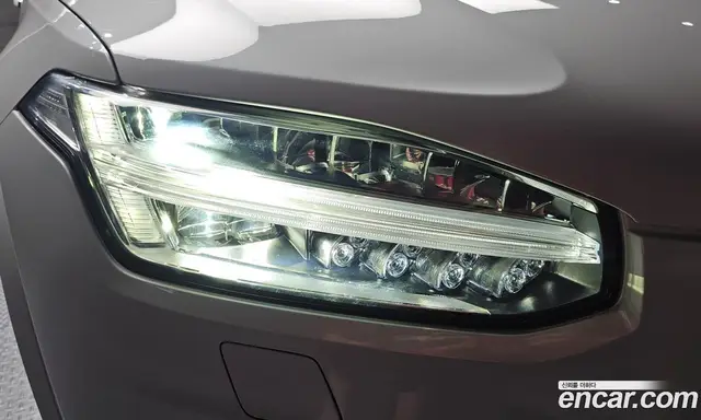 Volvo XC90 2019 2.0 автомат (гидро), миниатюра 7