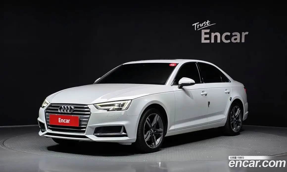 Audi A4 2019 2.0 автомат (гидро), фото 1 Audi A4 2019 2.0 автомат (гидро), фото 1