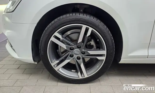 Audi A4 2019 2.0 автомат (гидро), миниатюра 5 Audi A4 2019 2.0 автомат (гидро), миниатюра 5