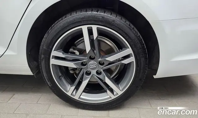 Audi A4 2019 2.0 автомат (гидро), миниатюра 7 Audi A4 2019 2.0 автомат (гидро), миниатюра 7