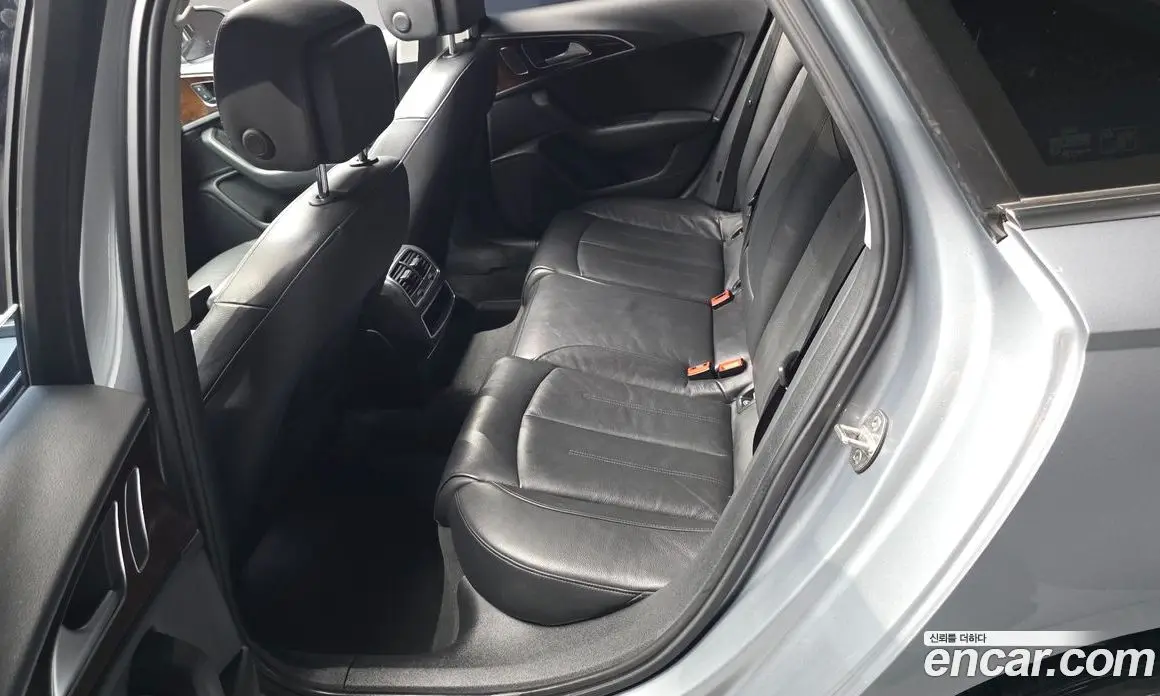 Audi A6 2015 3.0 автомат (гидро), фото 11