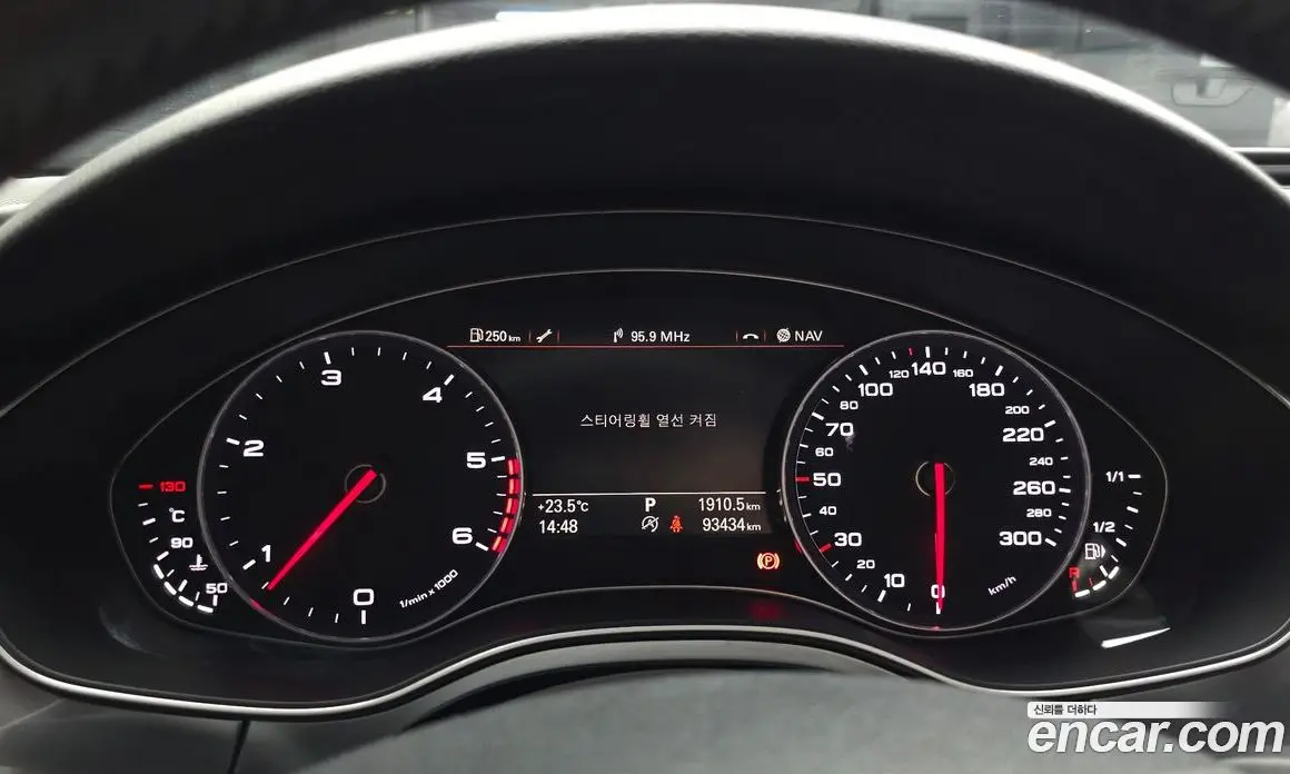 Audi A6 2015 3.0 автомат (гидро), фото 18