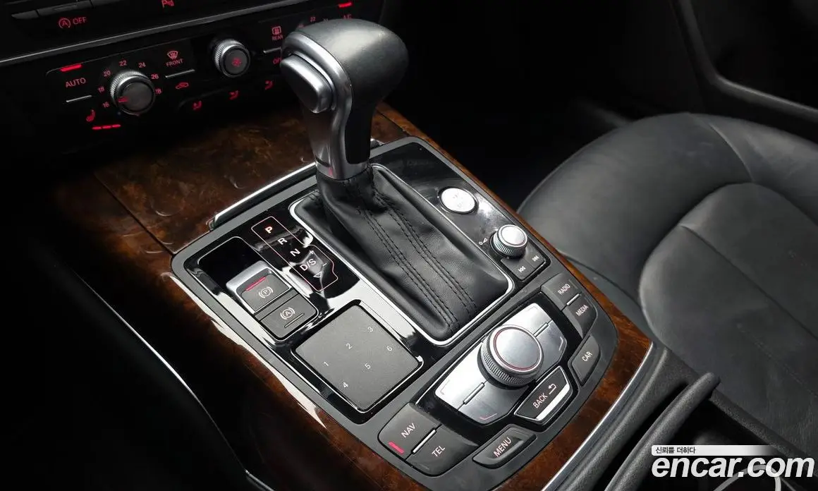 Audi A6 2015 3.0 автомат (гидро), фото 9
