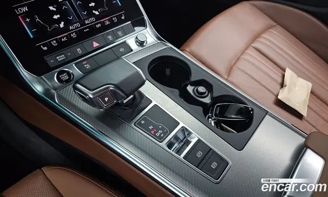 Audi A6 2021 2.0 автомат (гидро), миниатюра 12