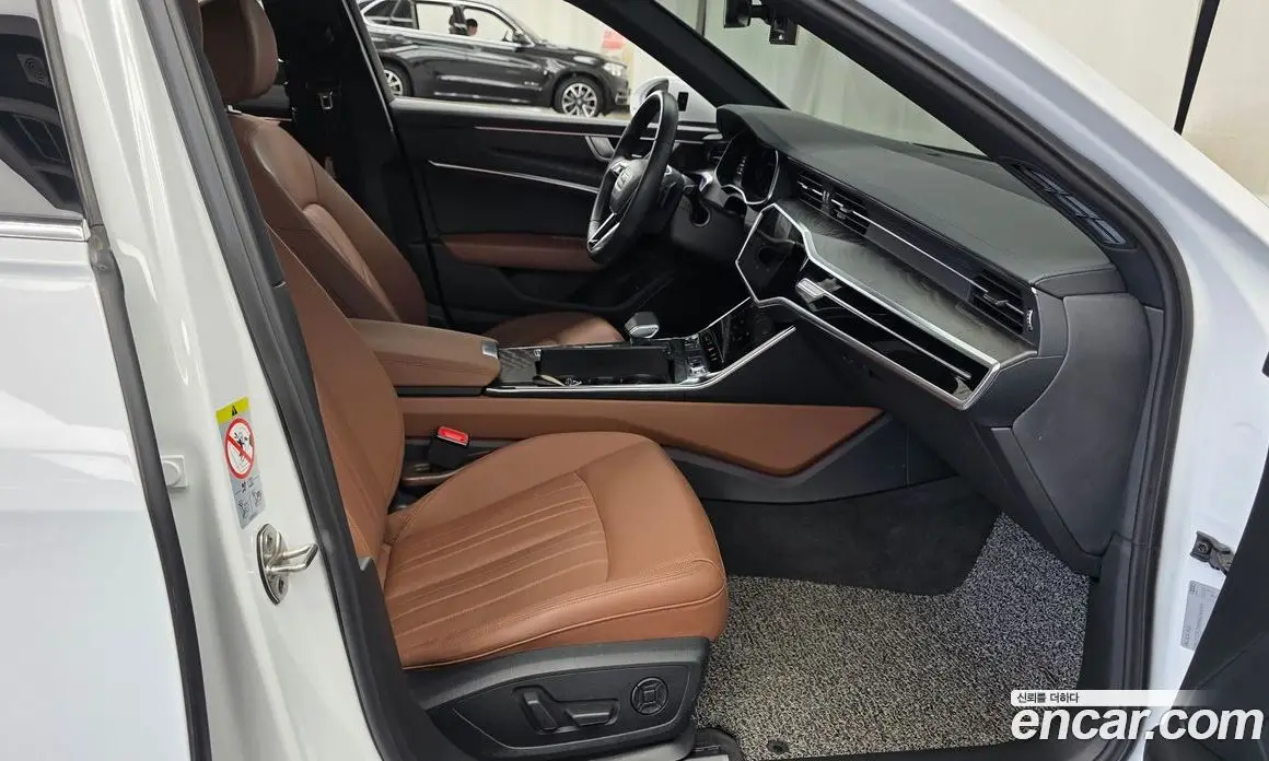 Audi A6 2021 2.0 автомат (гидро), фото 16