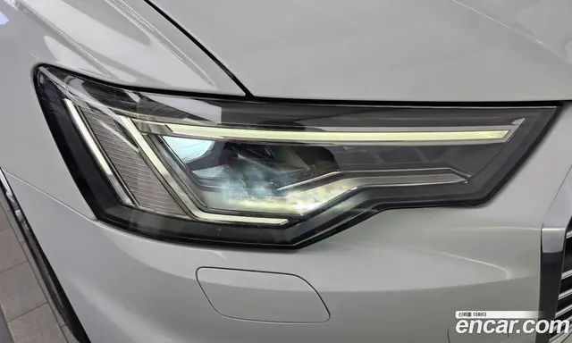 Audi A6 2021 2.0 автомат (гидро), миниатюра 8