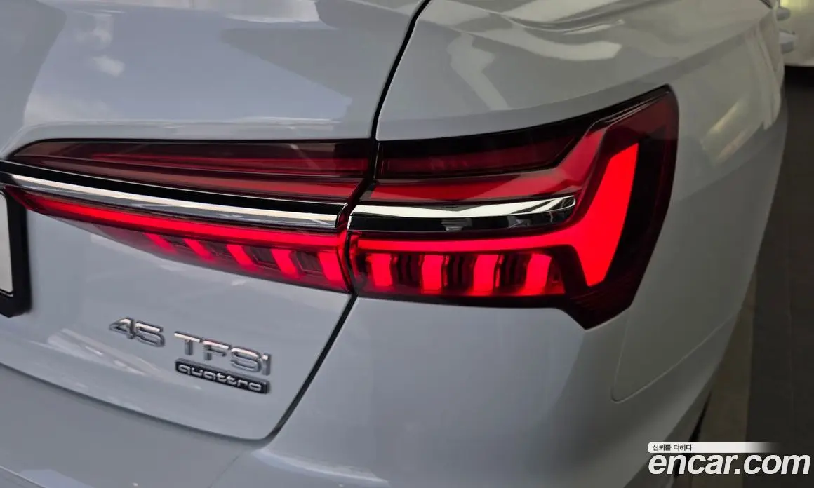 Audi A6 2021 2.0 автомат (гидро), фото 9