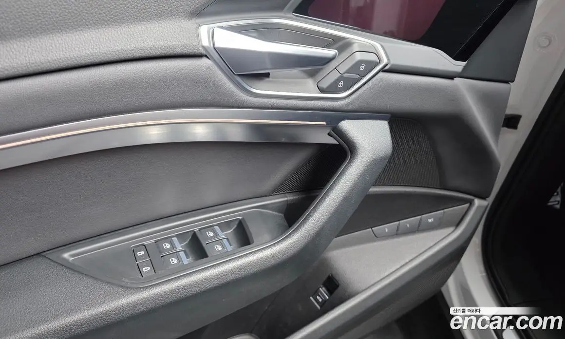Audi e-tron 2022 0.2 автомат (гидро), фото 14 Audi e-tron 2022 0.2 автомат (гидро), фото 14