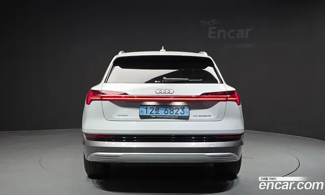 Audi e-tron 2022 0.2 автомат (гидро), миниатюра 4 Audi e-tron 2022 0.2 автомат (гидро), миниатюра 4