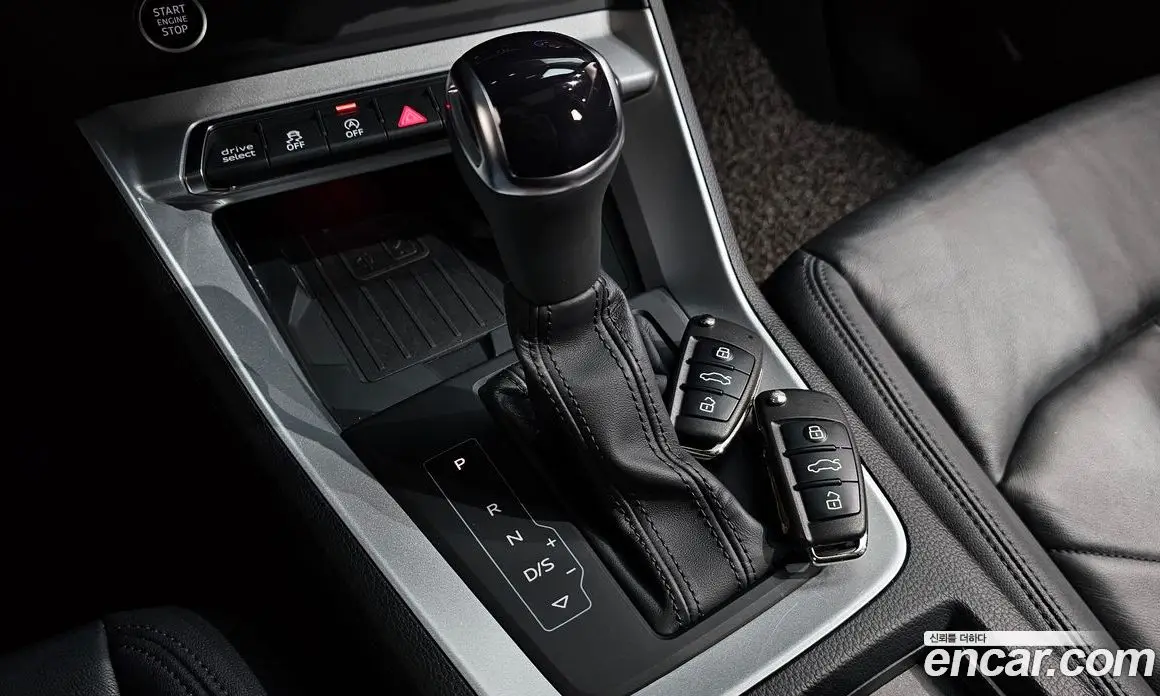 Audi Q3 2022 2.0 автомат (гидро), фото 12
