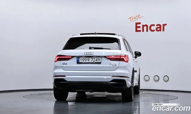 Audi Q3 2022 2.0 автомат (гидро), миниатюра 4