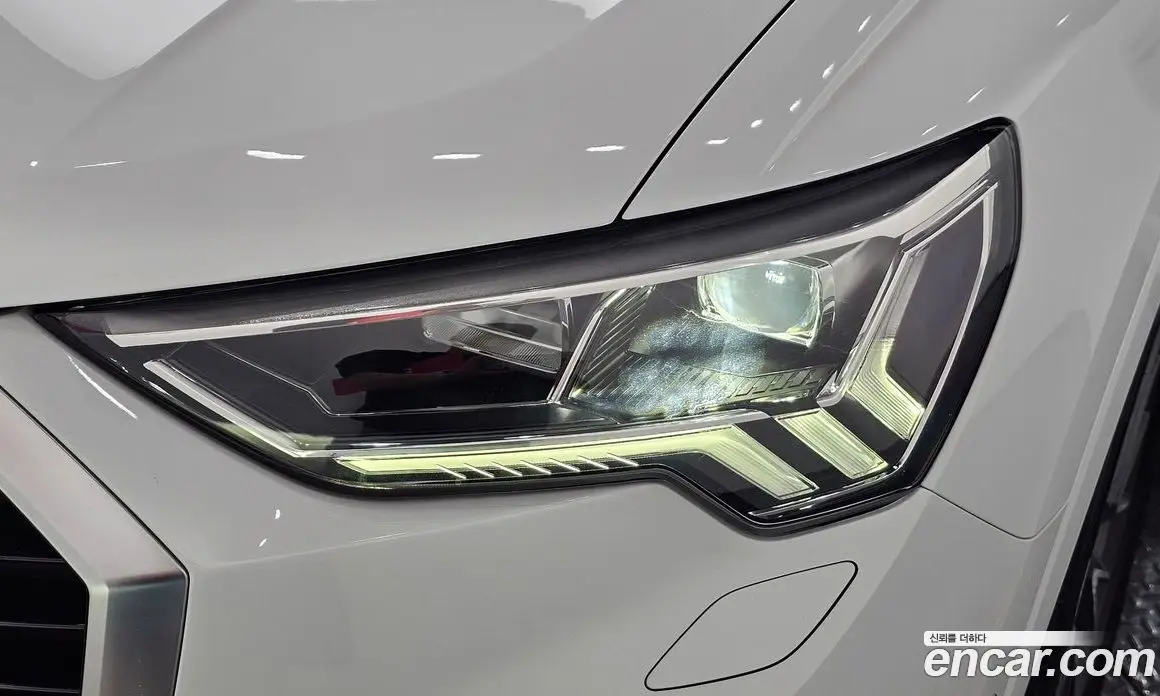 Audi Q3 2022 2.0 автомат (гидро), фото 8