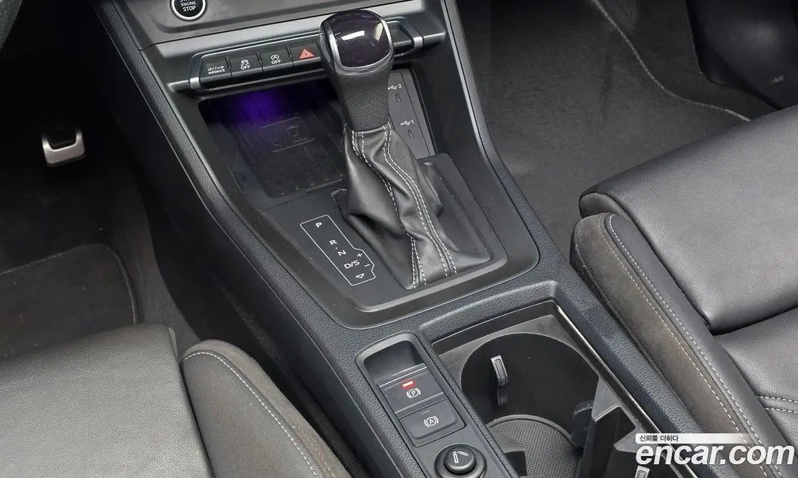 Audi Q3 2022 2.0 автомат (гидро), фото 11