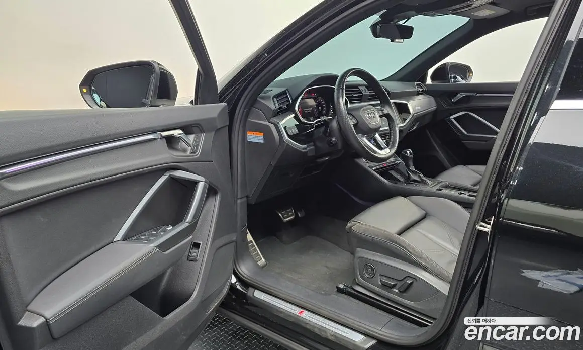 Audi Q3 2022 2.0 автомат (гидро), фото 12
