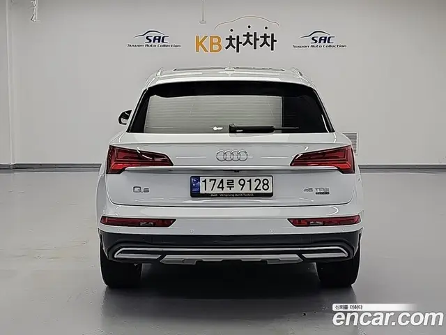 Audi Q5 2022 2.0 автомат (гидро), миниатюра 3
