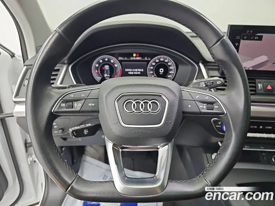 Audi Q5 2022 2.0 автомат (гидро), фото 9