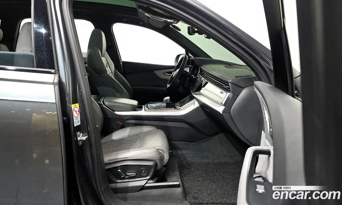 Audi Q7 2022 3.0 автомат (гидро), фото 17