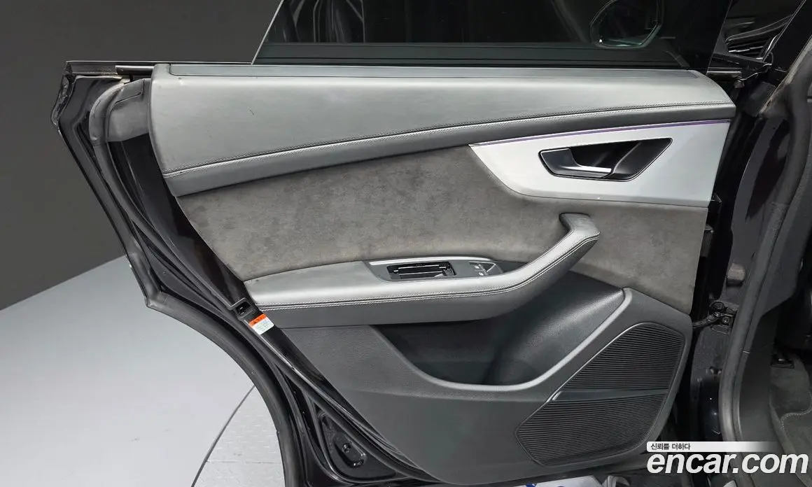 Audi Q8 2021 3.0 автомат (гидро), фото 15 Audi Q8 2021 3.0 автомат (гидро), фото 15