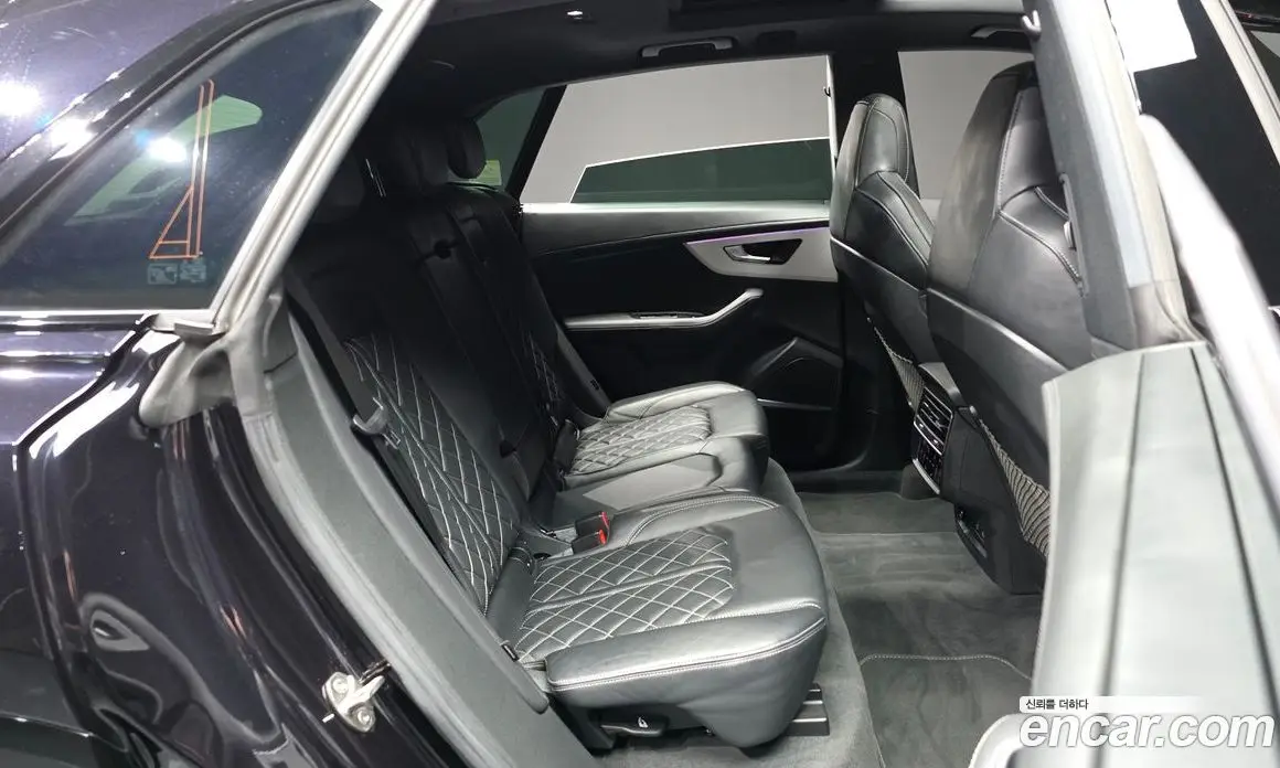 Audi Q8 2021 3.0 автомат (гидро), фото 18 Audi Q8 2021 3.0 автомат (гидро), фото 18
