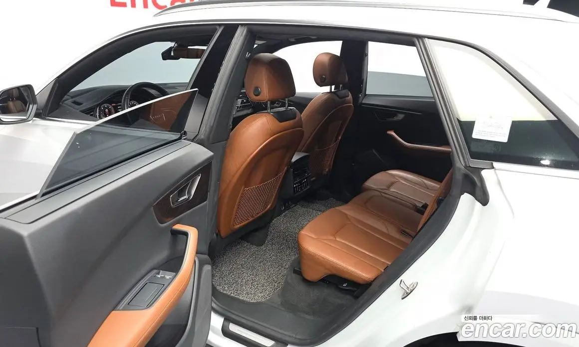 Audi Q8 2022 3.0 автомат (гидро), фото 16