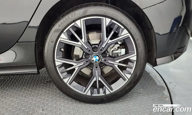 BMW 1 серия 2026 2.0 автомат (гидро), миниатюра 7 BMW 1 серия 2026 2.0 автомат (гидро), миниатюра 7
