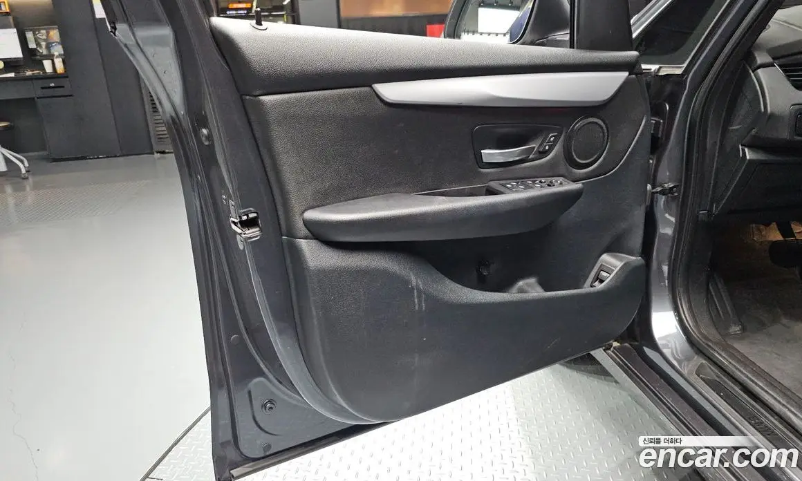 BMW 2 серия 2017 2.0 автомат (гидро), фото 14