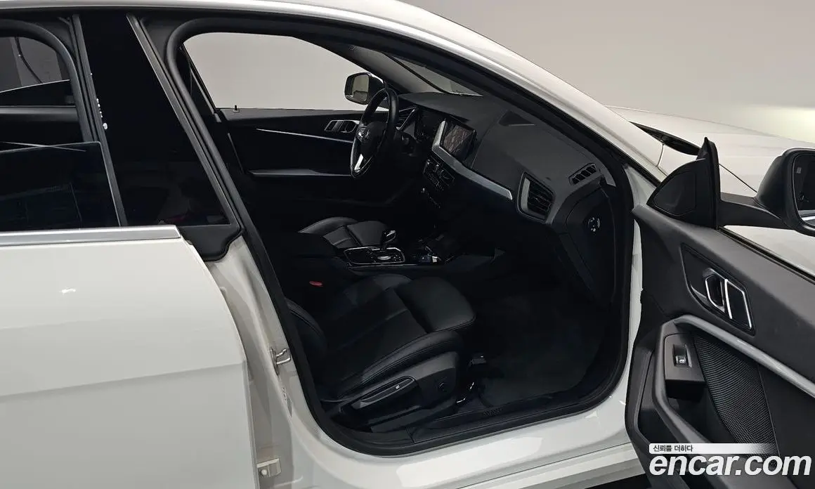 BMW 2 серия 2022 2.0 автомат (гидро), фото 15
