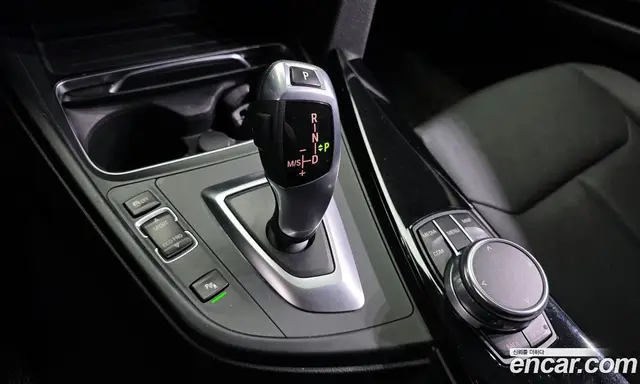 BMW 3 серия 2018 2.0 автомат (гидро), миниатюра 12