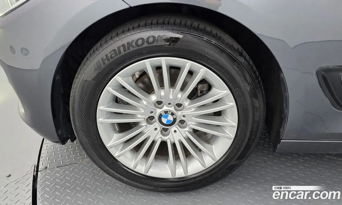 BMW 3 серия 2018 2.0 автомат (гидро), фото 5
