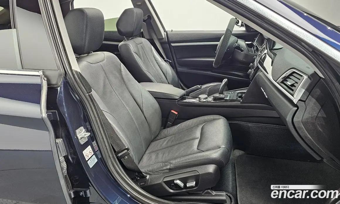 BMW 3 серия 2018 2.0 автомат (гидро), фото 16