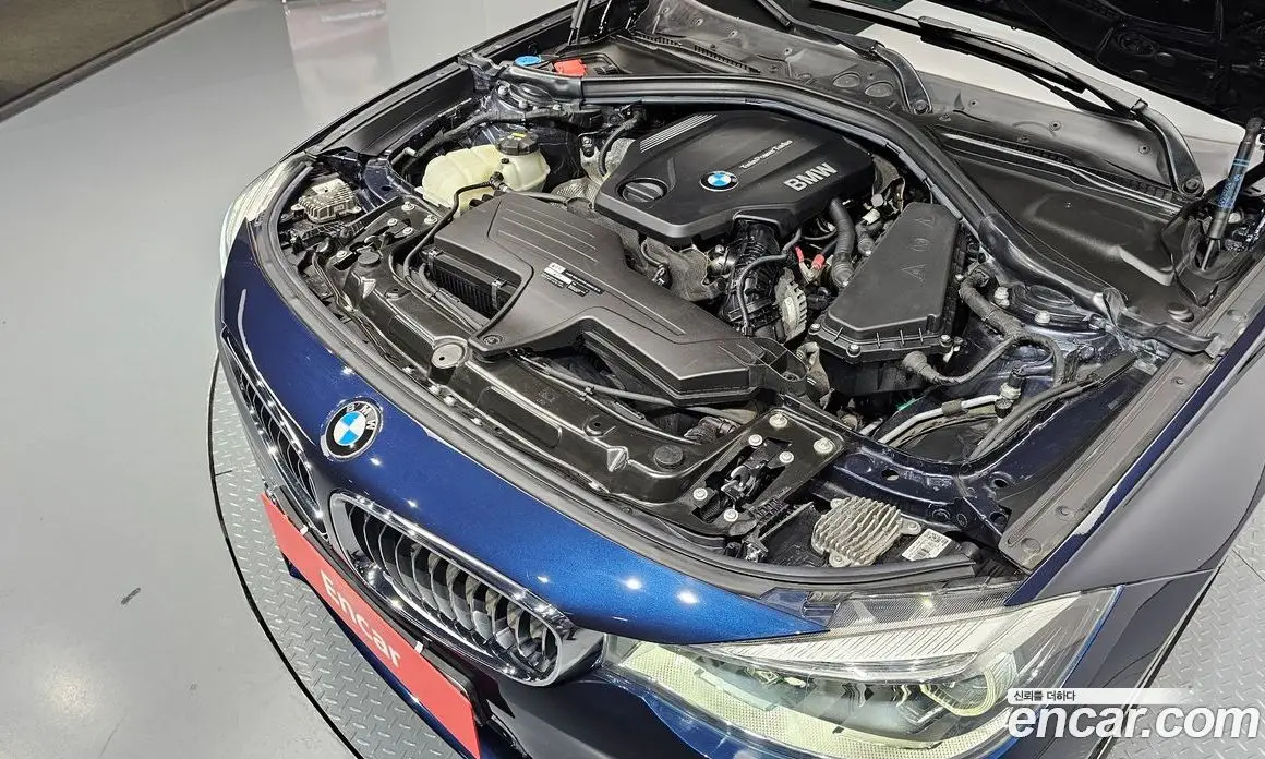 BMW 3 серия 2018 2.0 автомат (гидро), фото 6