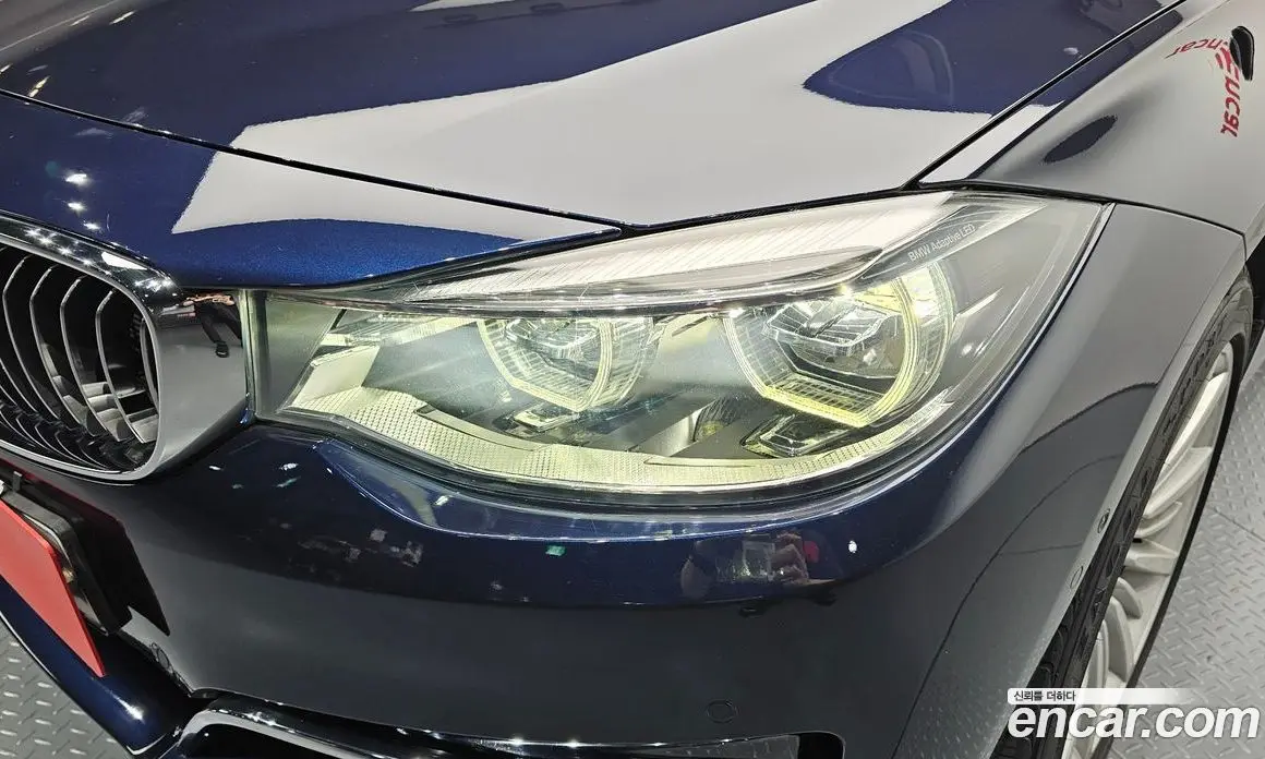 BMW 3 серия 2018 2.0 автомат (гидро), фото 8