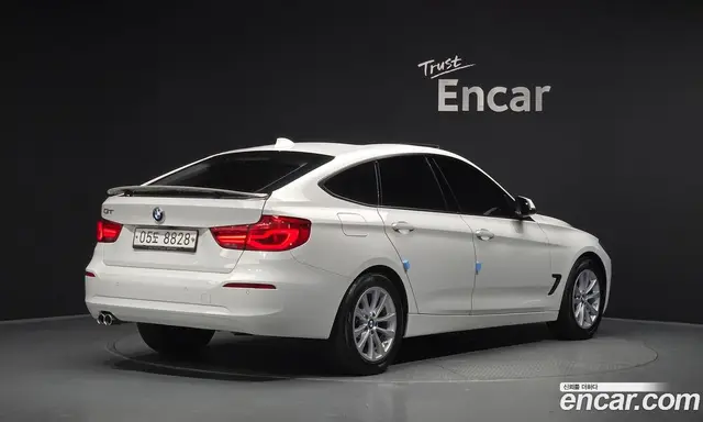BMW 3 серия 2018 2.0 автомат (гидро), миниатюра 2