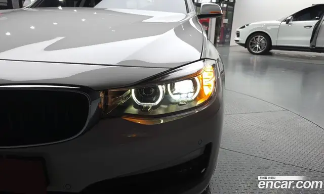 BMW 3 серия 2018 2.0 автомат (гидро), миниатюра 8