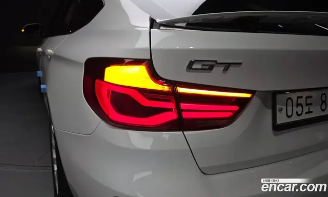 BMW 3 серия 2018 2.0 автомат (гидро), миниатюра 9