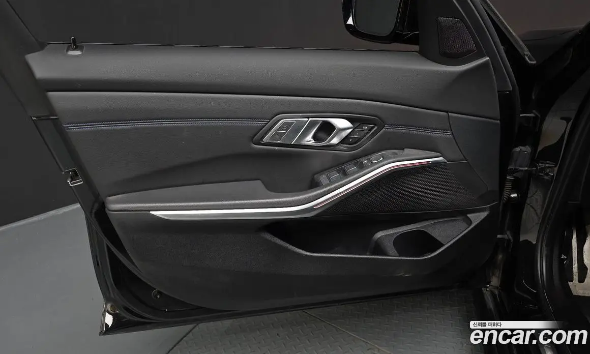 BMW 3 серия 2022 2.0 автомат (гидро), фото 13