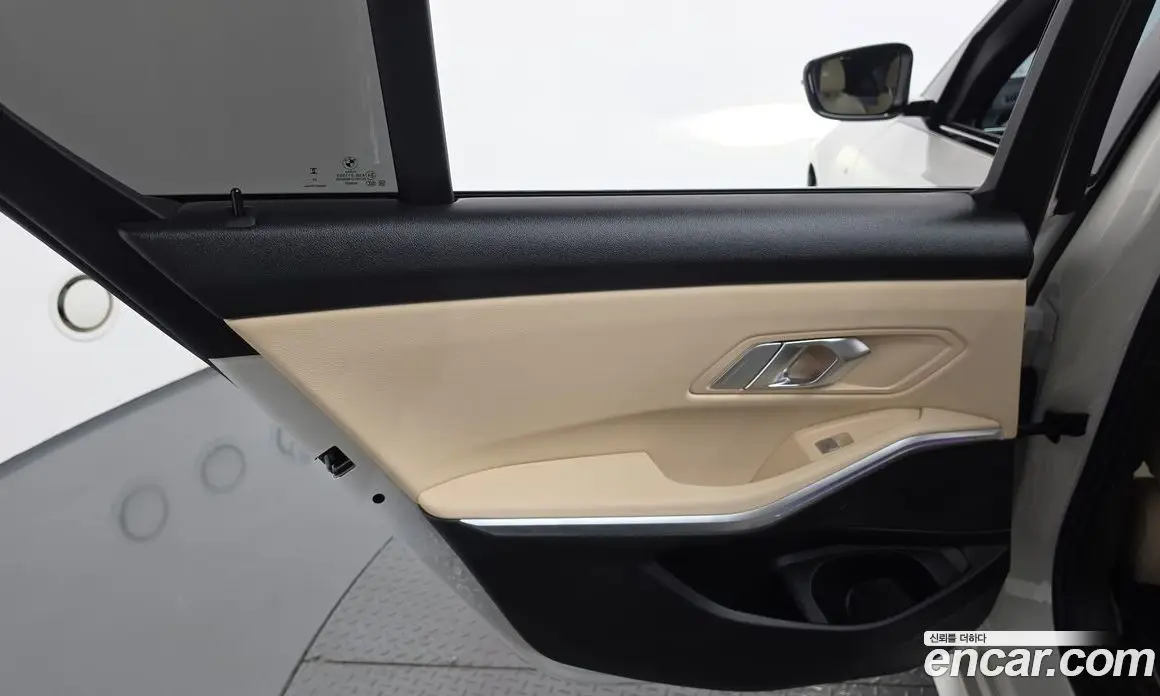 BMW 3 серия 2022 2.0 автомат (гидро), фото 15