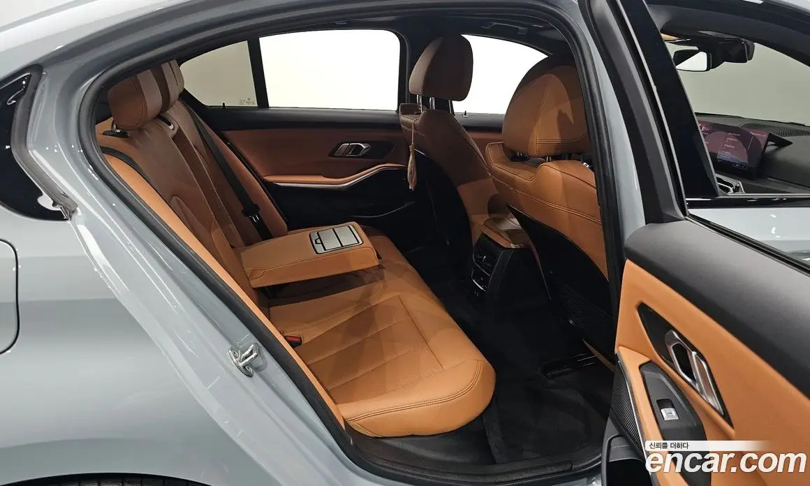 BMW 3 серия 2023 2.0 автомат (гидро), фото 16 BMW 3 серия 2023 2.0 автомат (гидро), фото 16