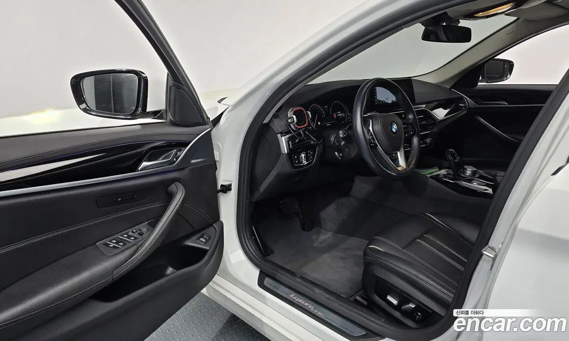 BMW 5 серия 2018 2.0 автомат (гидро), фото 13 BMW 5 серия 2018 2.0 автомат (гидро), фото 13